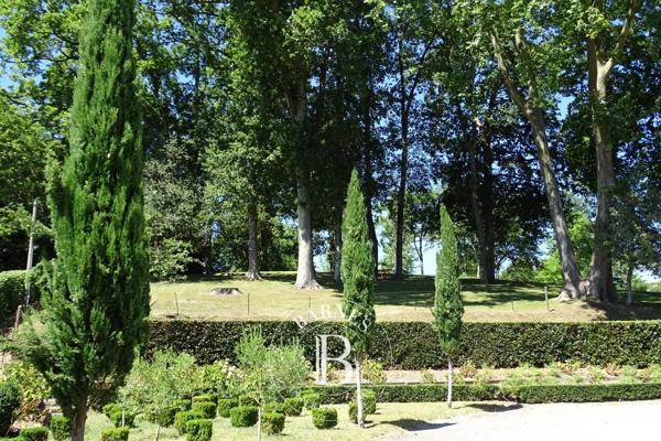 Bayonne, Maison  560 m² à vendre