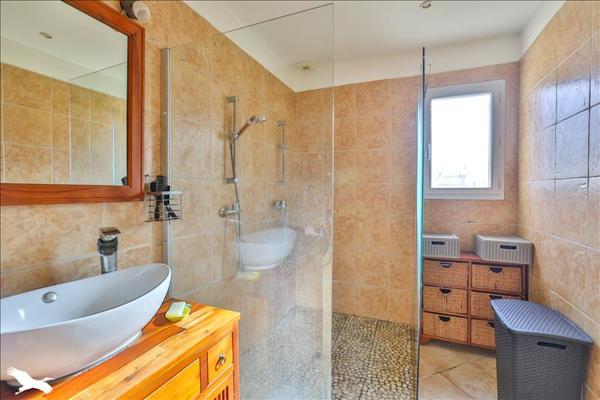 Maison à vendre |  Neuillac |  6 pièces | 135 m²