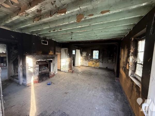 PROCHE ORBEC MAISON A RESTAURER BEAUX VOLUMES