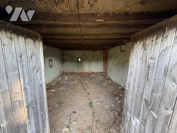 PROCHE ORBEC MAISON A RESTAURER BEAUX VOLUMES