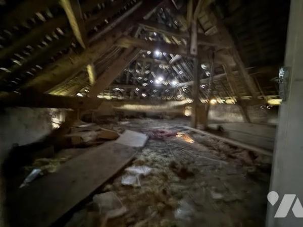 PROCHE ORBEC MAISON A RESTAURER BEAUX VOLUMES