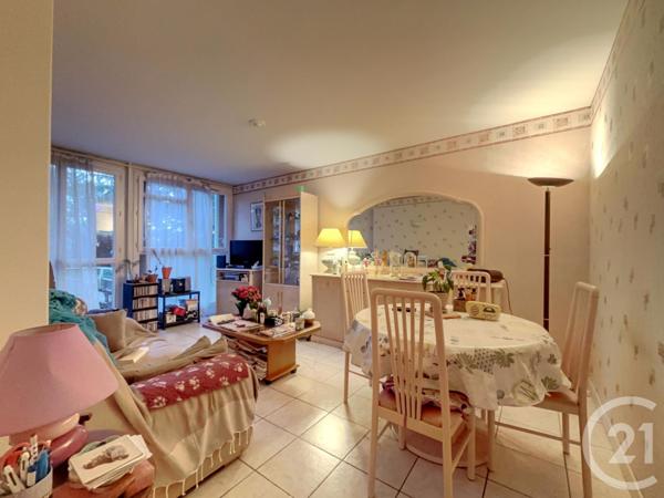 Appartement F3 à vendre  3 pièces - 54,38 m2 LE BOURGET - 93