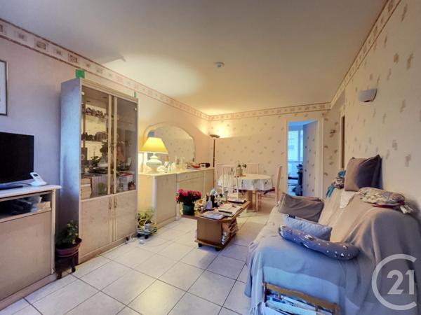 Appartement F3 à vendre  3 pièces - 54,38 m2 LE BOURGET - 93