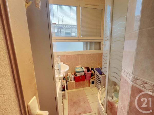 Appartement F3 à vendre  3 pièces - 54,38 m2 LE BOURGET - 93