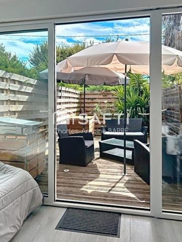 Appartement rénové situé à quelques pas du bassin