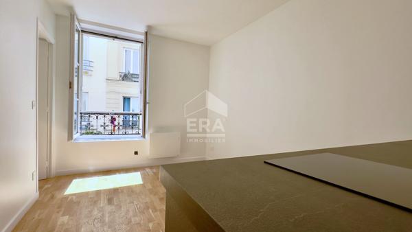 A VENDRE 2P RENOVE 26M2 CALME ET ENSOLEILLE CANAL ST MARTIN GONCOURT PARIS 10E