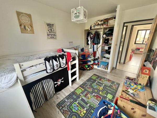 Maison
         7 pièces
        - 120 m² 344 990 € *