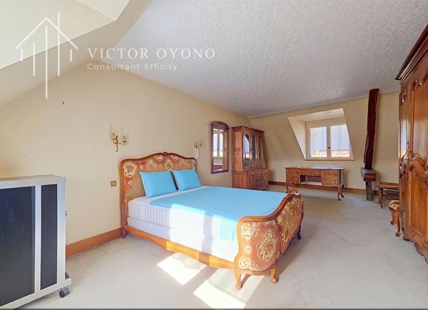 Maison
         6 pièces
        - 137 m² Exclusivité 139 000 € *