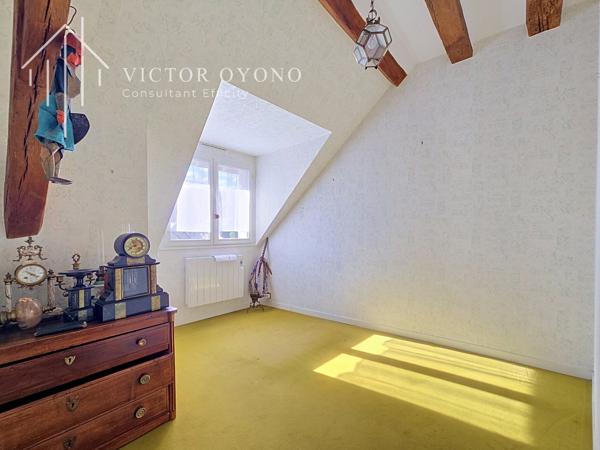 Maison
         6 pièces
        - 137 m² Exclusivité 139 000 € *