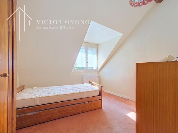 Maison
         6 pièces
        - 137 m² Exclusivité 139 000 € *