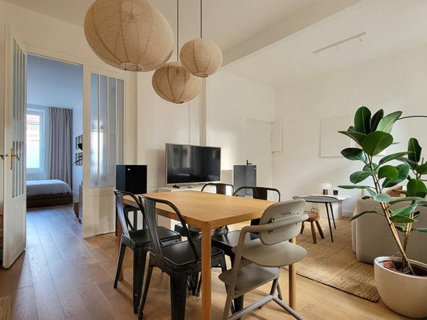 Bordeaux Judaïque / Saint-Bruno - T3 rénové et lumineux de 53,31m²