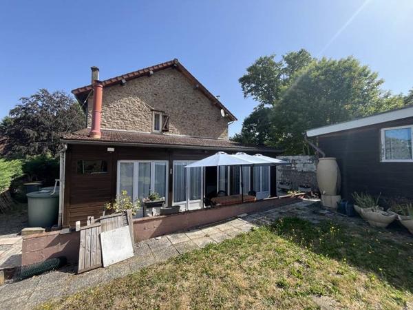 Maison à vendre 98 280 € Saint-Léger-Bridereix 6 p 149 m² DPE D