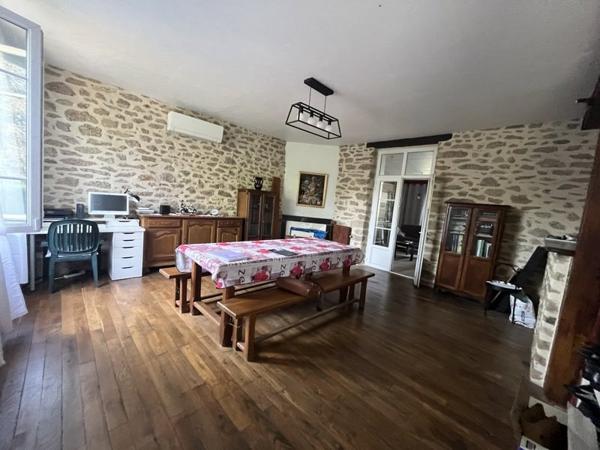 Maison à vendre 98 280 € Saint-Léger-Bridereix 6 p 149 m² DPE D