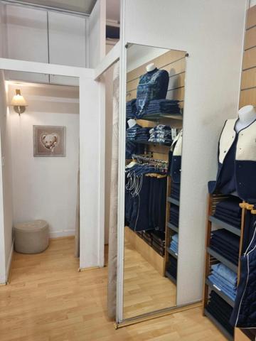 BRIVE , local commercial emplacement n01 en Coeur de ville