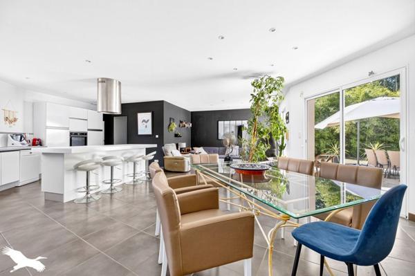 Maison à vendre 314 160 € Notre-Dame-de-Sanilhac 5 p 110 m² DPE B