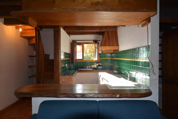 Mas authentique et maison plain-pieed