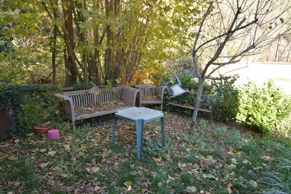 Mas authentique et maison plain-pieed