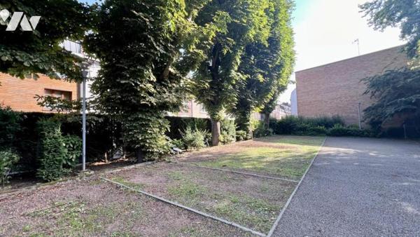 Appartement avec parking LOOS

A 1km du CHU de Lille dans une résidence de standing avec parc a...