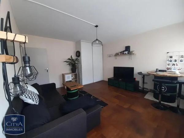 Appartement à louer 2 pièces 58.57m² Limoges (87000)