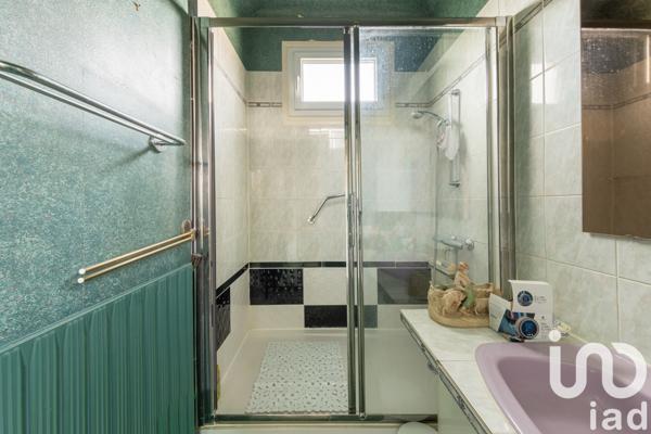 House for sale 5 rooms 80 m² Viroflay