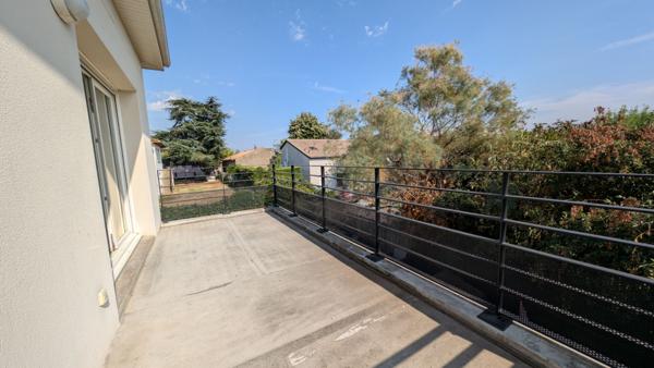 Aucamville grand T3 récent de 62.23 m2 - terrasse - 2 parkings