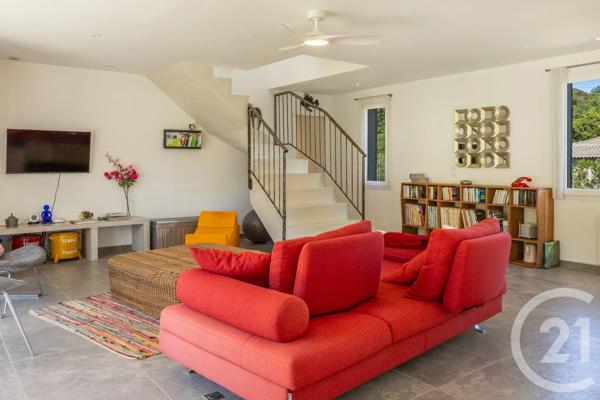 Maison à vendre  4 pièces - 155 m 2   SANTA MARIA POGGIO  - 202