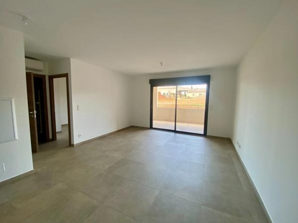 Appartement à vendre 2 pièces de 46,20 m BORGO (20) avec terrasse de 15,20 m2