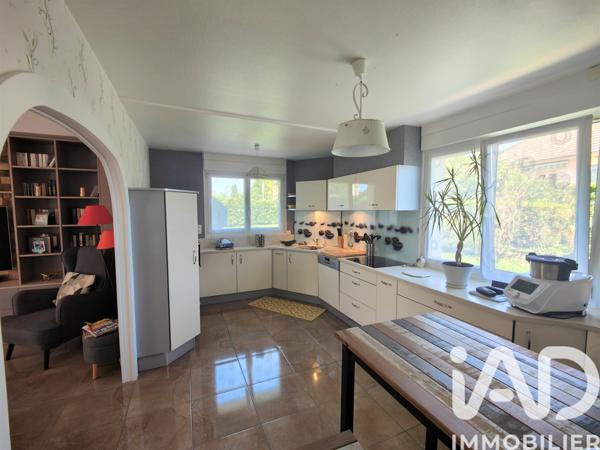 Maison à vendre 5 pièces 101 m² Serre-les-Sapins