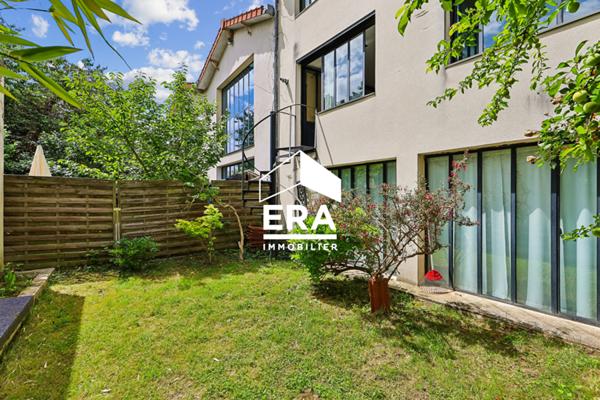 Magnifique loft de 240,02m2 / 5 pièces / Montreuil