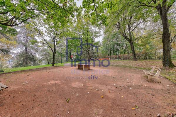 Appartement 4 pièces                                        - 69009 Lyon 9e  Arrondissement Réf : 21725