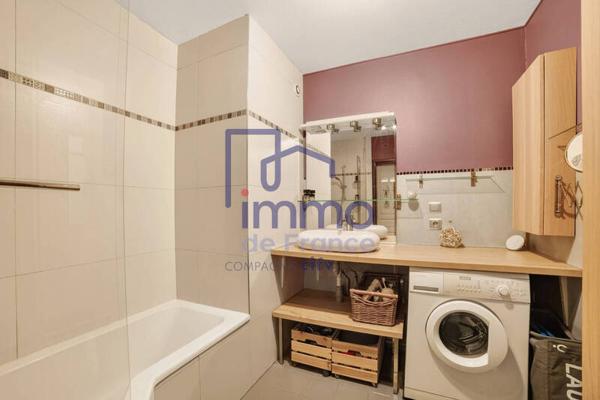 Appartement 4 pièces                                        - 69009 Lyon 9e  Arrondissement Réf : 21725