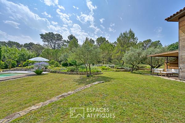 Villa lumière, création d’architecte en écrin naturel