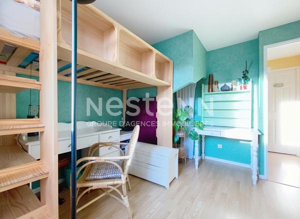 A vendre Montigny le Bretonneux, belle maison 109 m² utiles avec garage attenant à Montigny Le Bretonneux