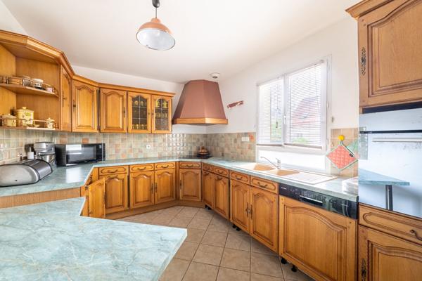 Maison Les Mureaux 184 m² , 5 chambres, parcelle de 427 m²