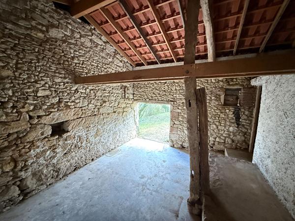Maison en pierre à rénover , Saint sylvestre sur lot