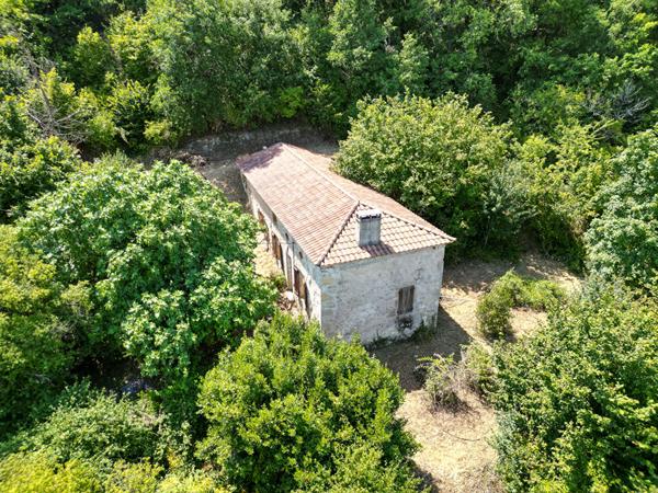 Maison en pierre à rénover , Saint sylvestre sur lot