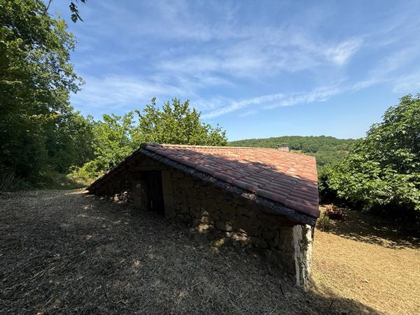 Maison en pierre à rénover , Saint sylvestre sur lot