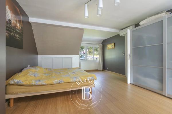 Bièvres, Maison 6 Chambres -  252 m² à vendre