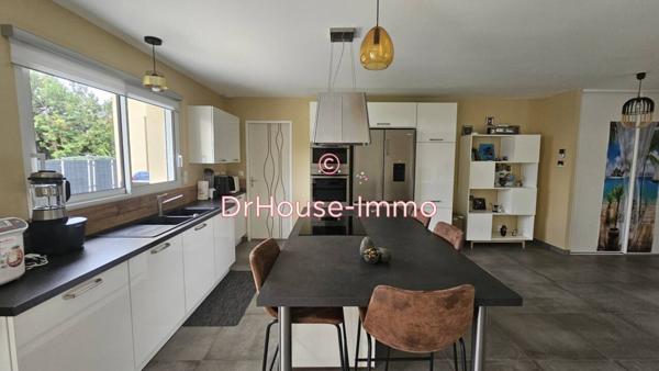 Maison à vendre 4 pièces de 111 m²