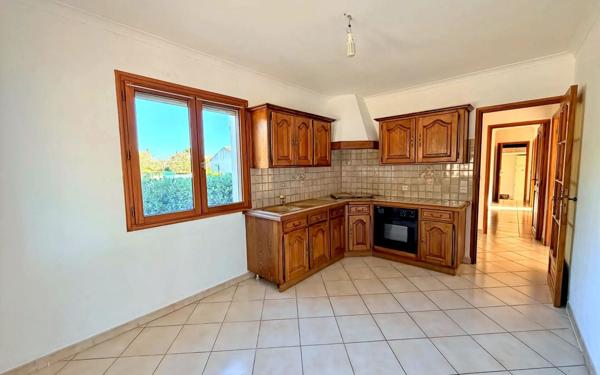 Maison à vendre    3 pièces •  Vergèze