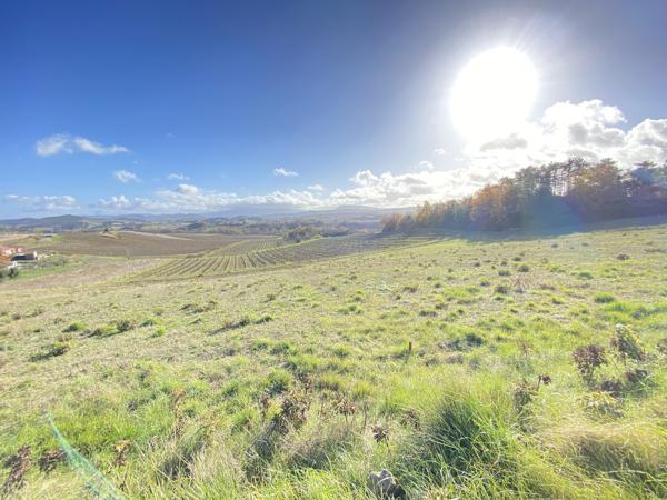 Terrain à bâtir à 5km de Limoux de 1051m², vue sur les Pyrénées, environnement nature