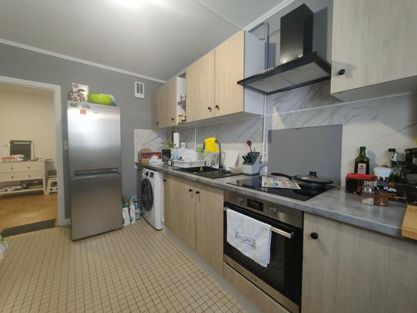 TRES BEL APPARTEMENT F3 DE 65 M² AVEC CAVE ET BALCON ENTIEREMENT REFAIT A NEUF DANS RESIDENCE DE STANDING Beauvais (60000)