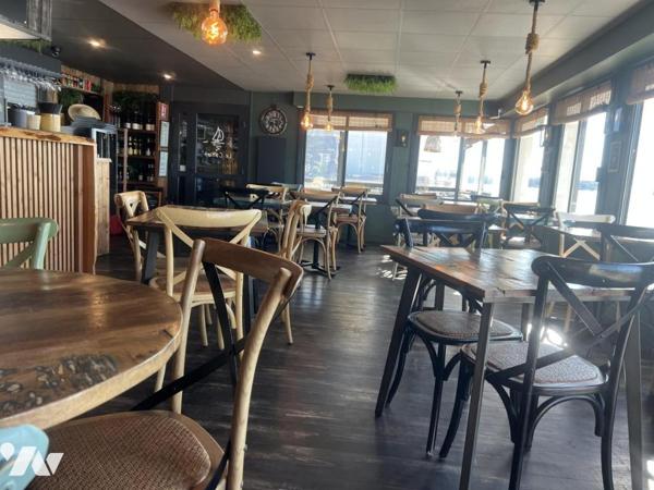 Local commercial et appartement - Cap Coz - FOUESNANT