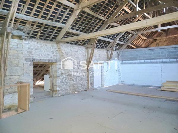 GAHARD Centre bourg, à 30 minutes de RENNES, jolie bâtisse en pierres à rénover entièrement CUO Positif...