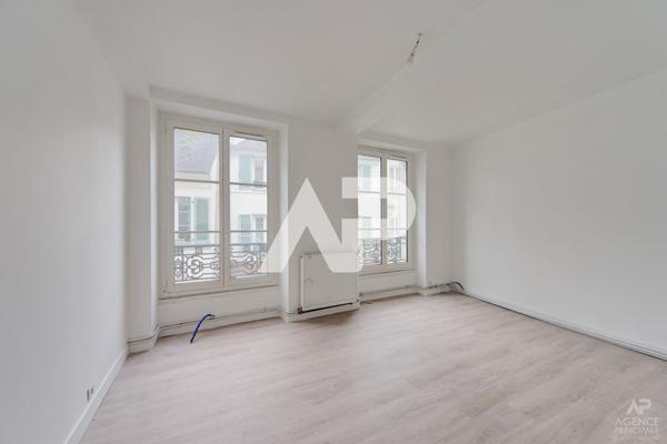 Appartement Rueil Malmaison 2 pièce(s) 53.58m2 €350 000 ** - Référence 17513