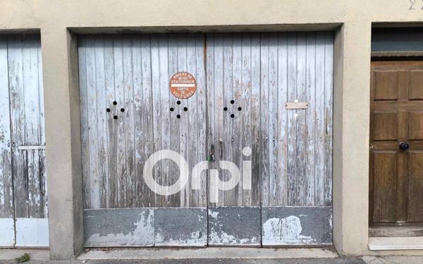 Stationnement à louer    20 m2 Roquevaire