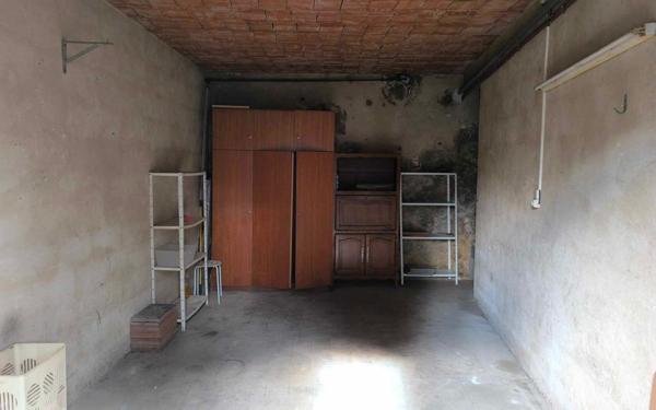 Stationnement à louer    20 m2 Roquevaire