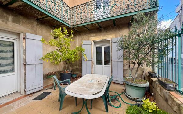 Maison à vendre    6 pièces •  Puisserguier