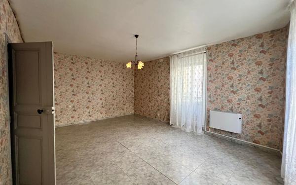 Maison à vendre    6 pièces •  Puisserguier