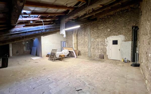 Maison à vendre    6 pièces •  Puisserguier